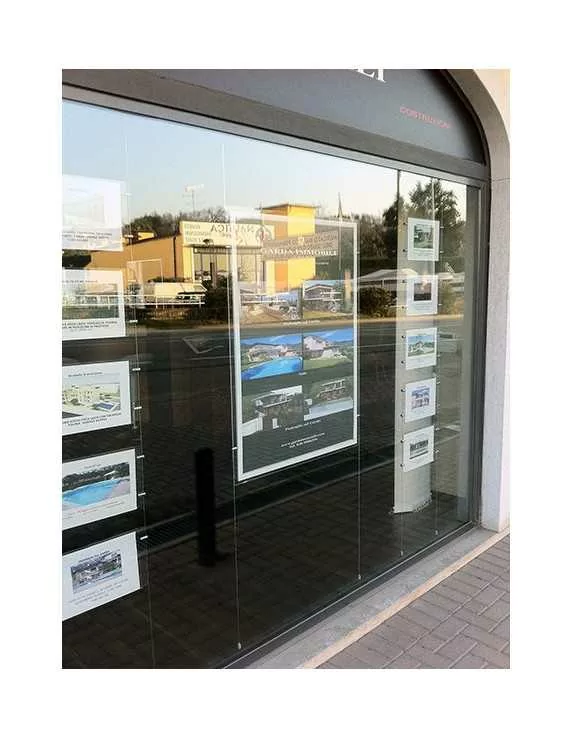 espositore multimessaggio per vetrine espositore multimessaggio per vetrine