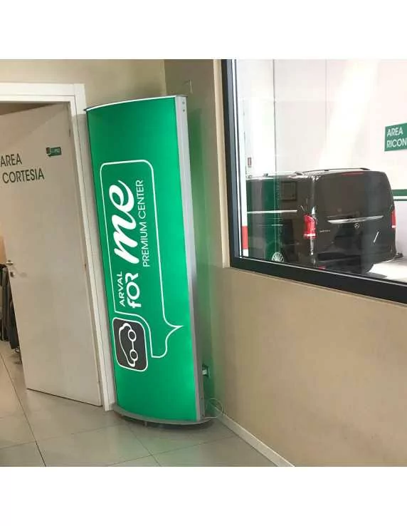 Totem luminosi pubblicitari a led