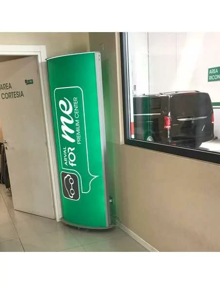 Totem luminosi pubblicitari a led