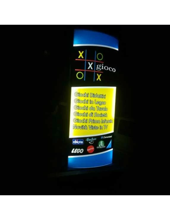 totem pubblicitari illuminati totem pubblicitari illuminati