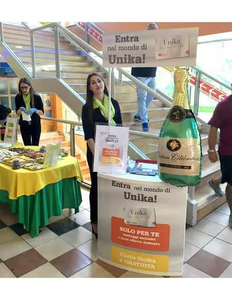 Banchetto promoter per centri commerciali Banchetto promoter per centri commerciali