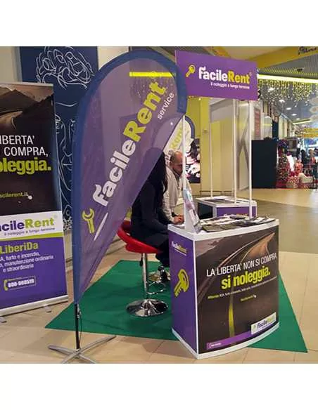 Desk Promoter con bandiera Desk Promoter con bandiera