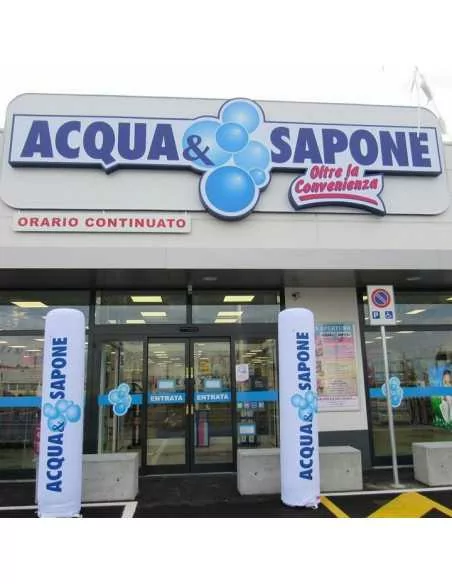 Inflatable totems for stores Inflatable totems for stores