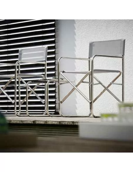 Foldable chair for outdoor use