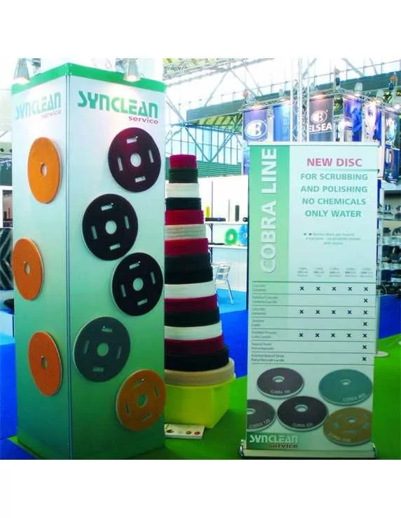 totem quadrifacciale per fiera totem quadrifacciale per fiera