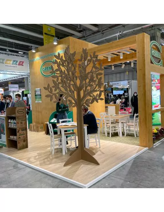 self standing display with custom shape