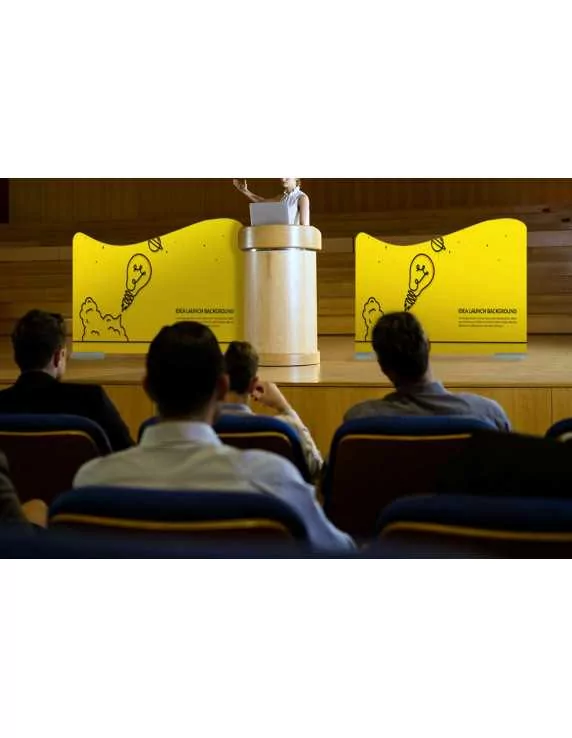 pannello rigido sagomato abbinato a piedistalli jolly pannello rigido sagomato abbinato a piedistalli jolly