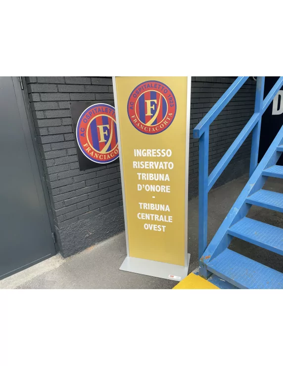 TOTEM PANEL TOTEM PANEL