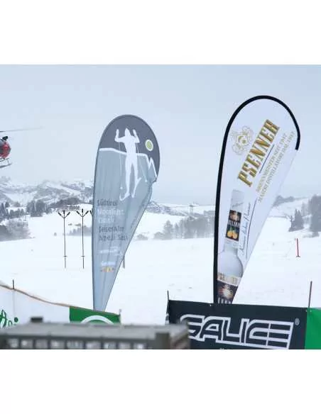 bandiere pubblicitarie a goccia bandiere pubblicitarie a goccia