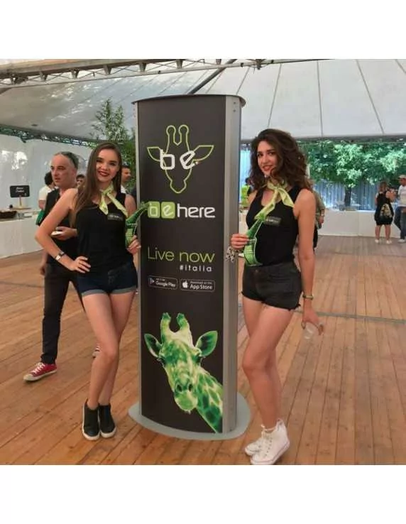 totem pubblicitari 3 lati