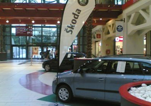 Bandiere a goccia per concessionarie