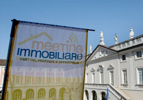 Bandiera pubblicitaria per agenzie immobiliari