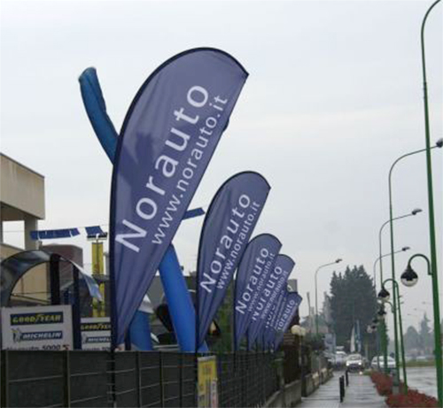 Bandiere pubblicitarie a goccia