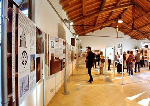 Espositori per mostre DNA