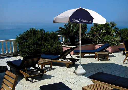 Ombrellone personalizzato per hotel